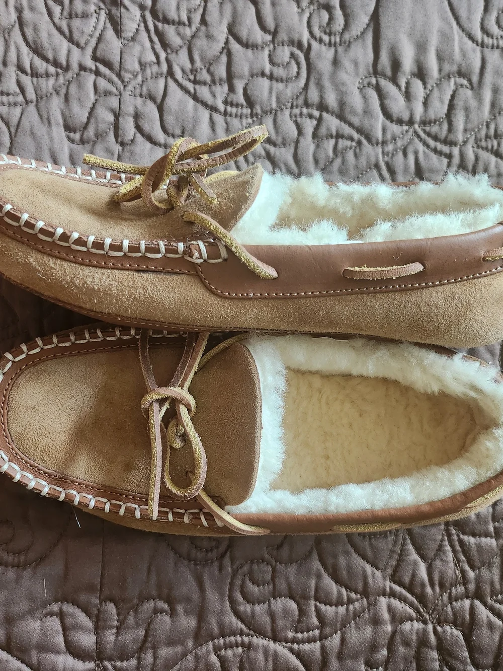 LANDS' END  Moccasin Slippers with Shearling Lining